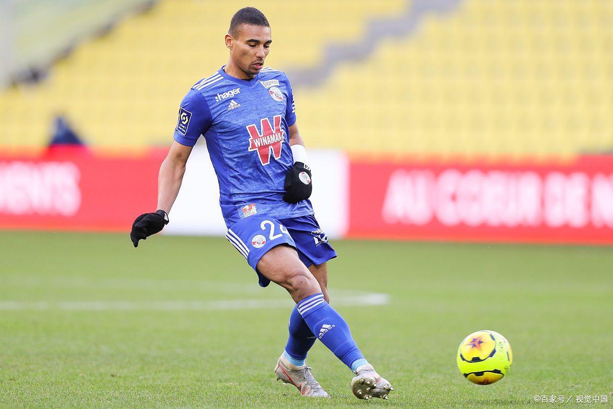 包含斯特拉斯堡队球员状态回暖积分榜上升的词条