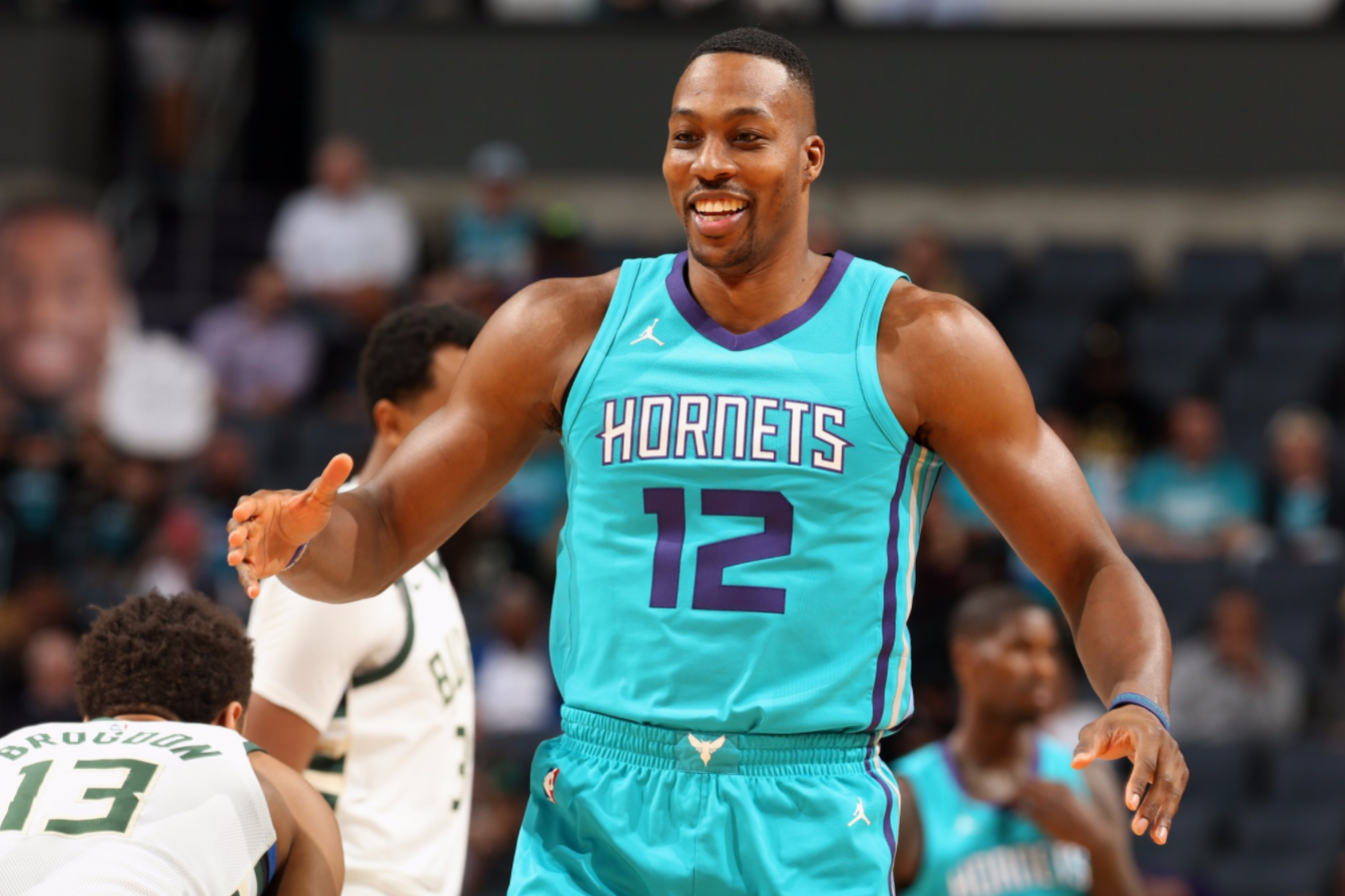 雄鹿队长发威得手，黄蜂惨遭绝杀惨败！的简单介绍