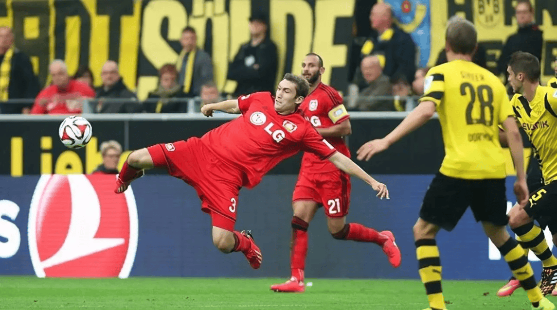 不莱梅连胜终结，遭遇莱比锡逆转的简单介绍